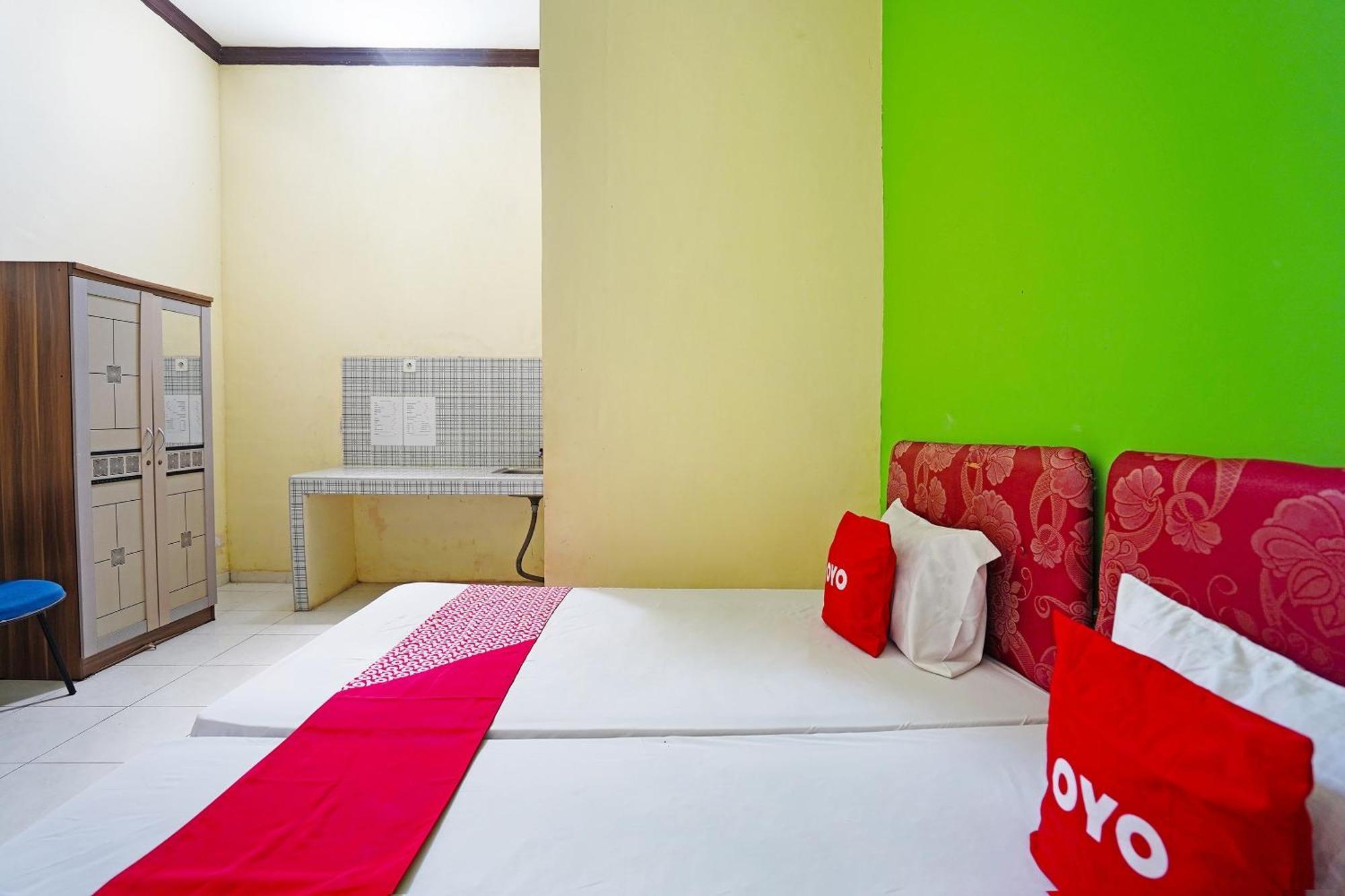Oyo 91583 D'Cost Green Syariah سورابايا المظهر الخارجي الصورة