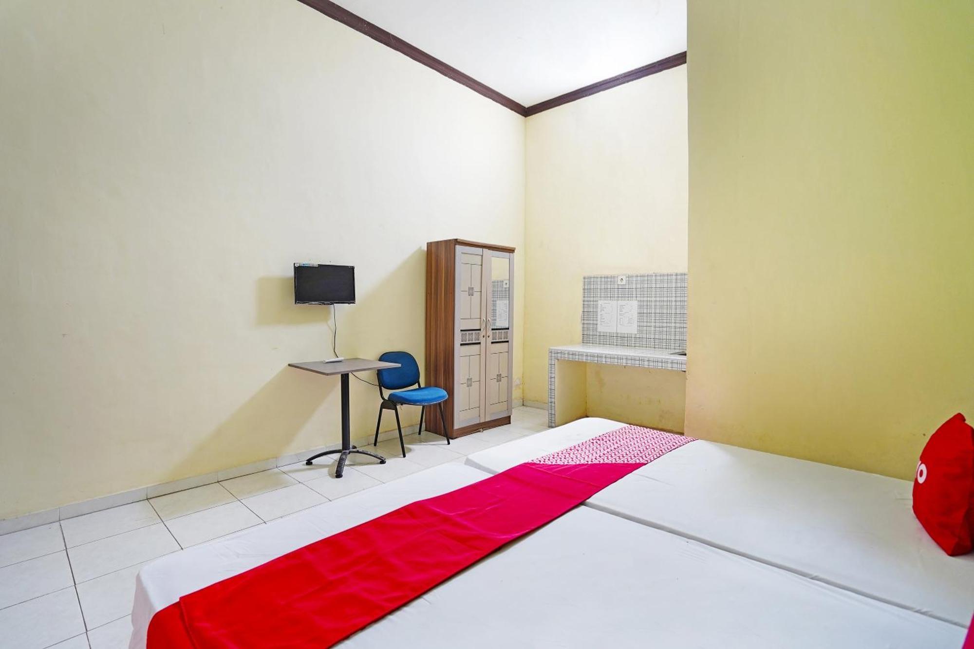 Oyo 91583 D'Cost Green Syariah سورابايا المظهر الخارجي الصورة
